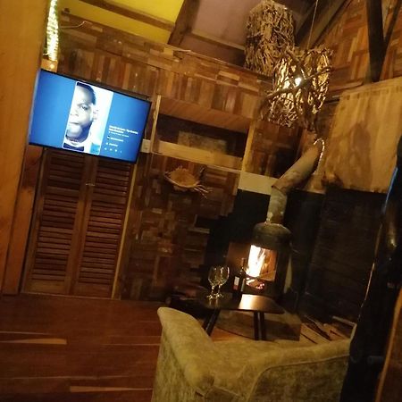 Cabana En La Calera Bersanina לה קאלרה מראה חיצוני תמונה